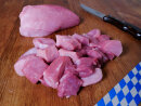 Schweinefleisch aus der Nuss 500 g Gulasch